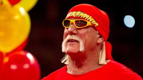 Hulk Hogan Signs
