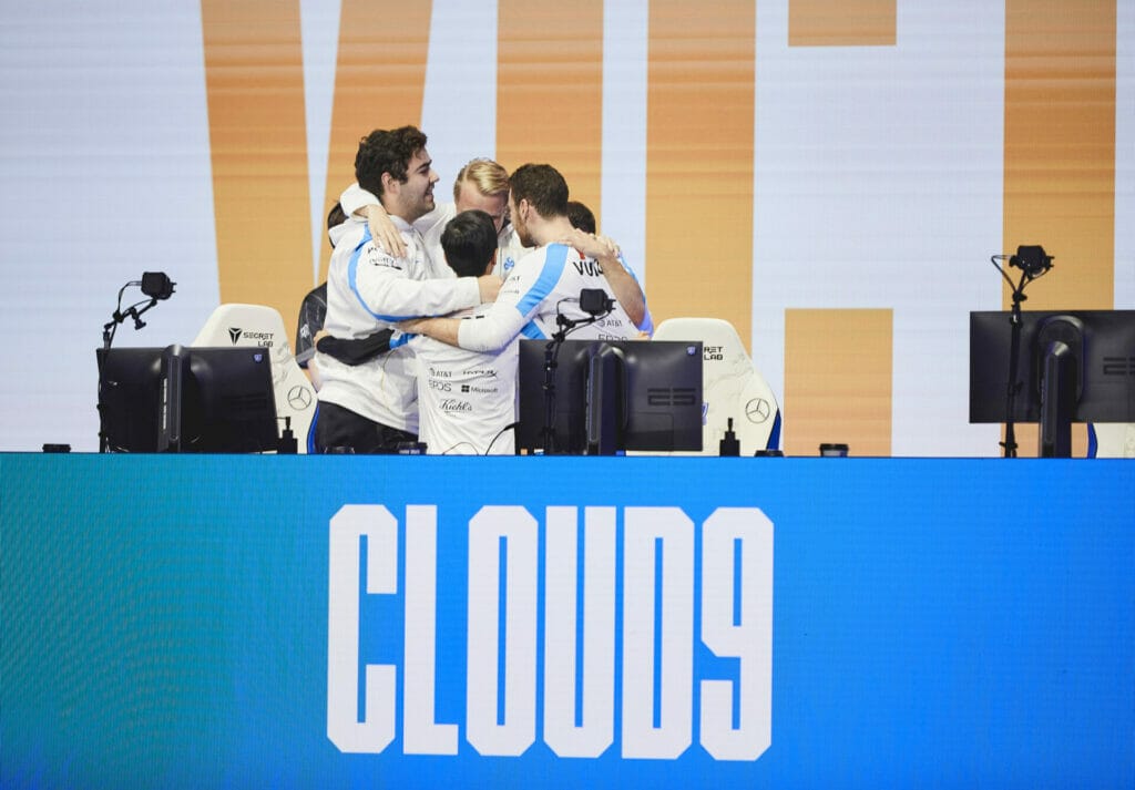 Cloud9 ended Group A at the League of Legends Worlds with a MASSIVE Upset